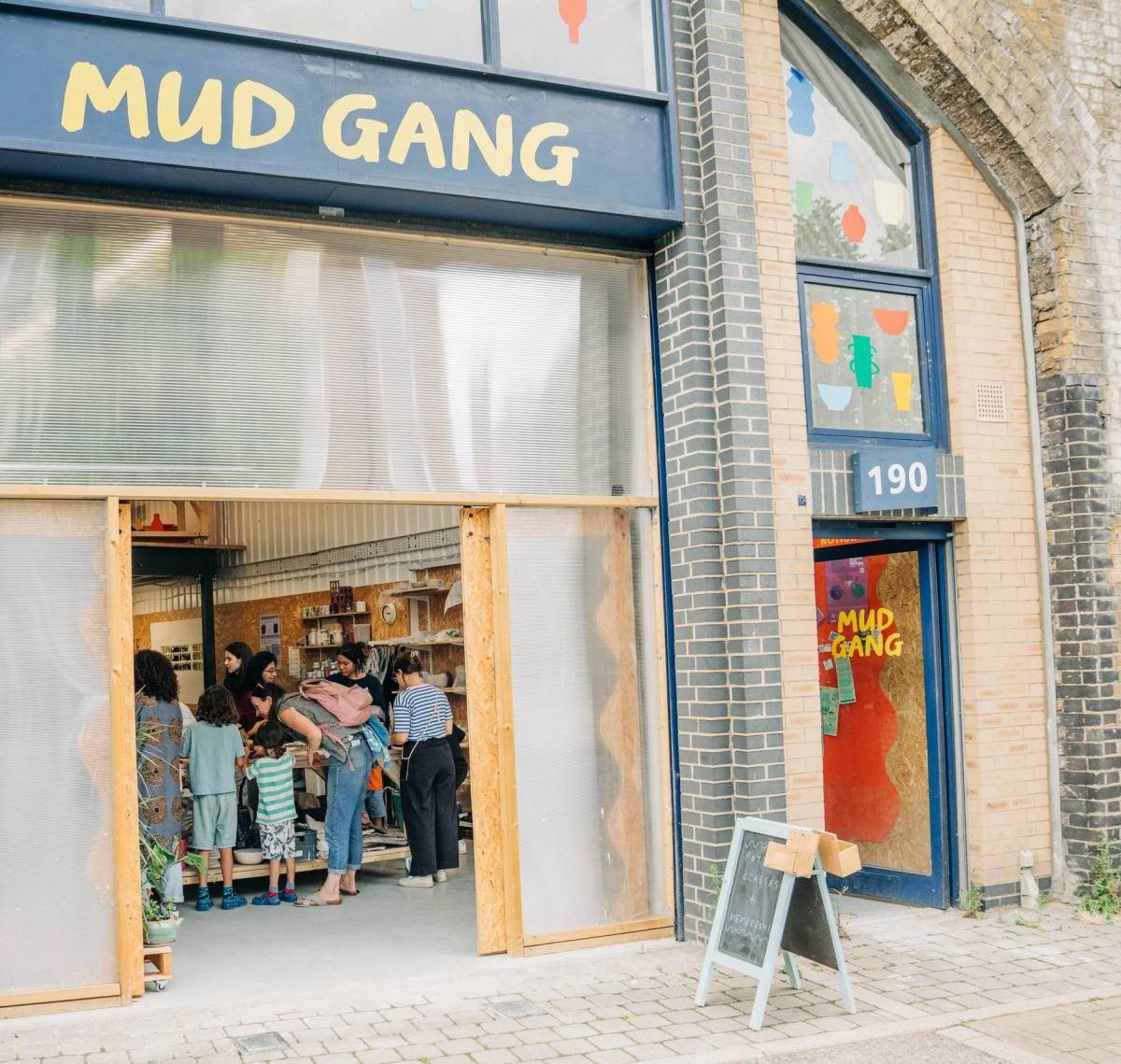Mud Gang Pottery C.I.C